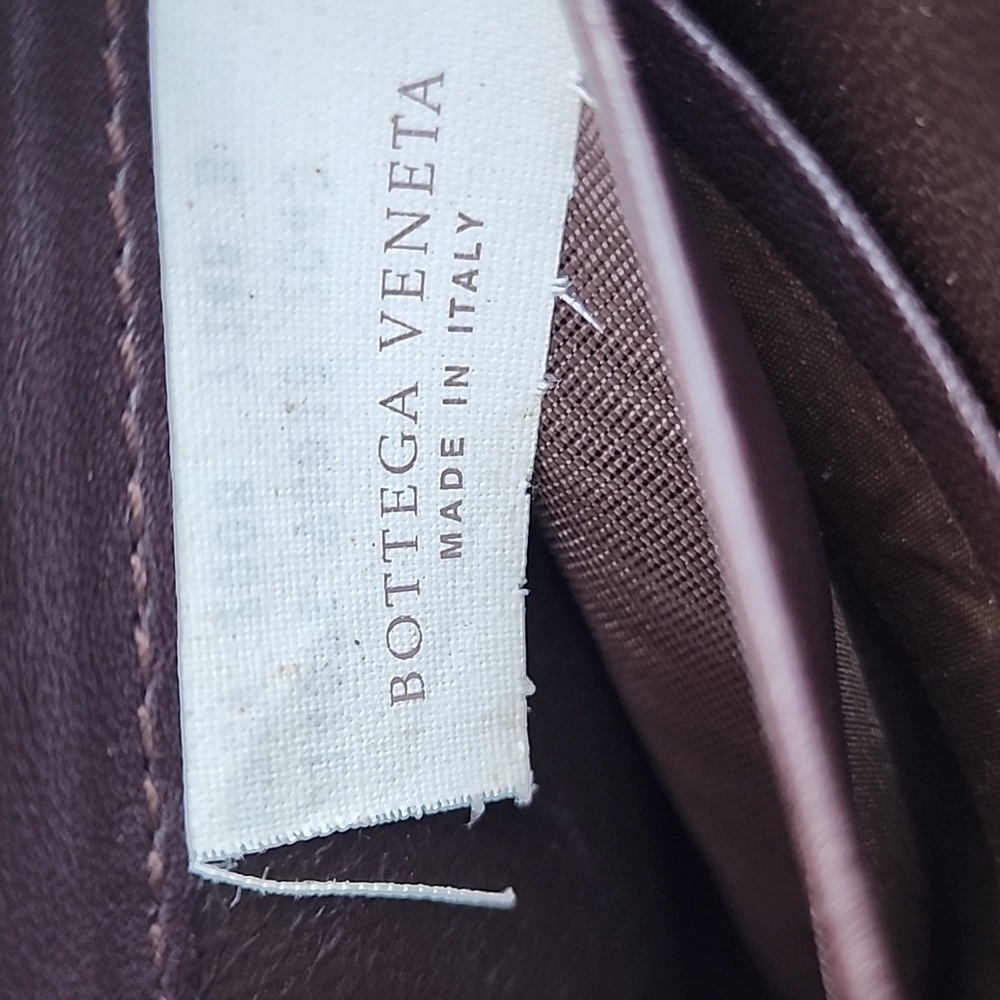 Bottega Veneta Round Long Wallet Intrecciato Dark Brown Leather Zippy Wallet! - Picture 15 of 16